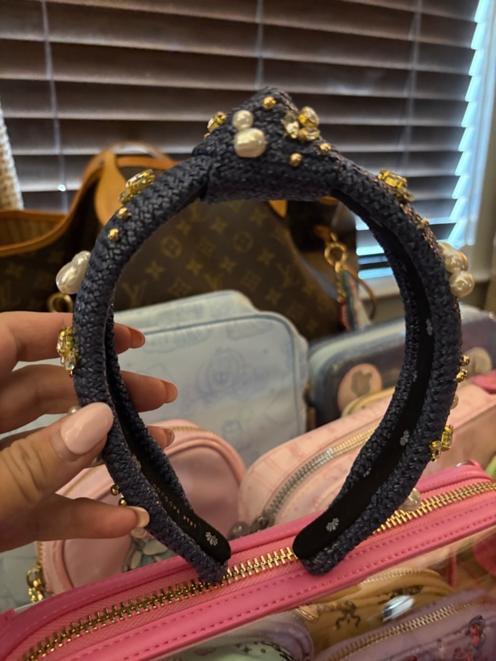 💙Lele Sadoughi💙

—NWOT, Slim Knotted Raffia Oasis Embellished Headband - Picture 6 of 7